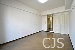 ADORER 4階ワンルームのリビング/ダイニング