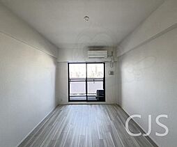 ファーストフィオーレ大阪城イースト 8階1Kのリビング/ダイニング