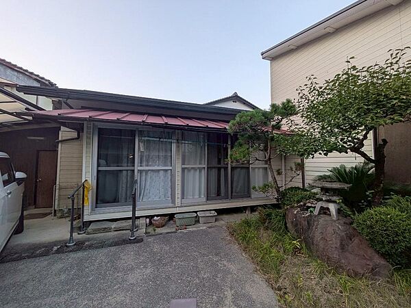 外観：338000047167