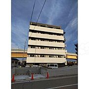 川西能勢口駅より徒歩10分 1階 築1年8ヶ月の賃貸物件