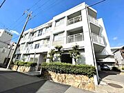 川西能勢口駅より徒歩3分 築34年9ヶ月 3階建の賃貸物件