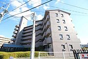 グランツ川西 1階 築33年の賃貸物件