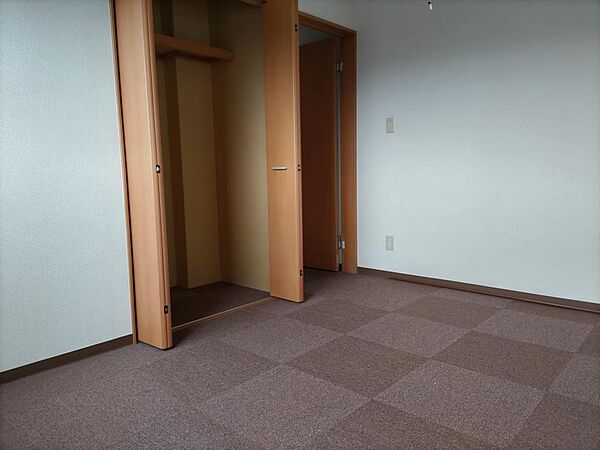 洋室を拡大表示