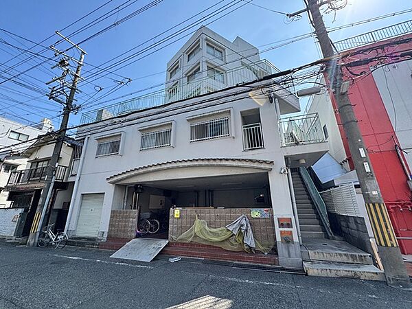 外観：328000680494