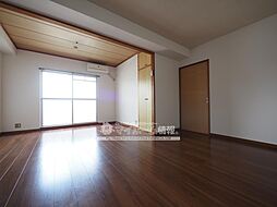 ＭＨＧ天神ビル 707 7階2LDKのリビング/ダイニング