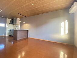 ルピナス天祐 B207 2階1LDKのリビング/ダイニング