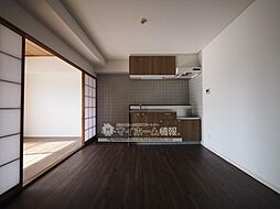 ＭＨＧ天神ビル 606 6階3DKのリビング/ダイニング