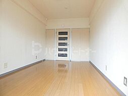 京成松戸線 上本郷駅 徒歩1分の賃貸マンション 7階1Kのリビング/ダイニング