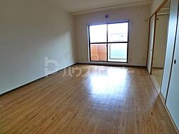 JR常磐線 新松戸駅 バス5分 ユーカリ前下車 徒歩4分の賃貸マンション 3階3LDKのリビング/ダイニング