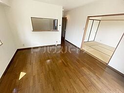 JR常磐線 馬橋駅 徒歩7分の賃貸マンション 1階3LDKのリビング/ダイニング