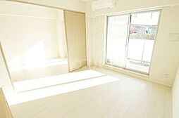 ART　RESIDENCE　IN　KASHIWA-no-HA 3階2LDKのリビング/ダイニング