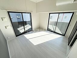 Brilliant　View　Central Park 4階1Kのリビング/ダイニング