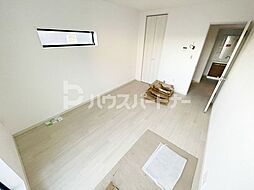 プレシャス東初石 1階1Kのリビング/ダイニング