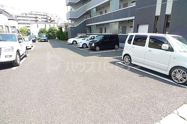 7 / 12
