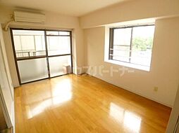 ロイヤルエクセレンスオガワIII 3階2DKのリビング/ダイニング