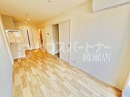 ガーデン旭 205 2階1LDKのリビング/ダイニング