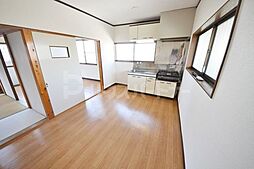 川井ハイム 202 2階2DKのリビング/ダイニング