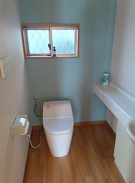 トイレを拡大表示
