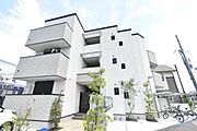 上野芝駅より徒歩2分 築5年2ヶ月 3階建の賃貸物件