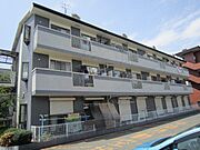 和泉府中駅より徒歩19分 1階 築31年7ヶ月の賃貸物件