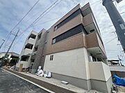 高石駅より徒歩8分 新築 3階建の賃貸物件