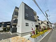 上野芝駅より徒歩10分 3階 築4年の賃貸物件