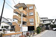 七道駅より徒歩4分 築31年6ヶ月 4階建の賃貸物件