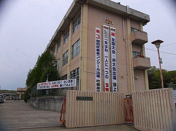 精華町立精華中学校