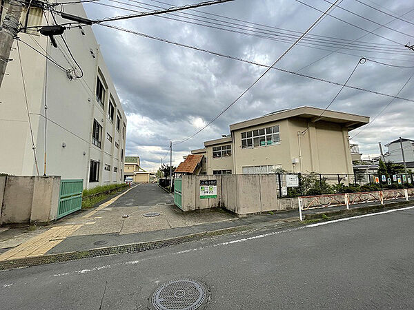 八幡市立八幡小学校