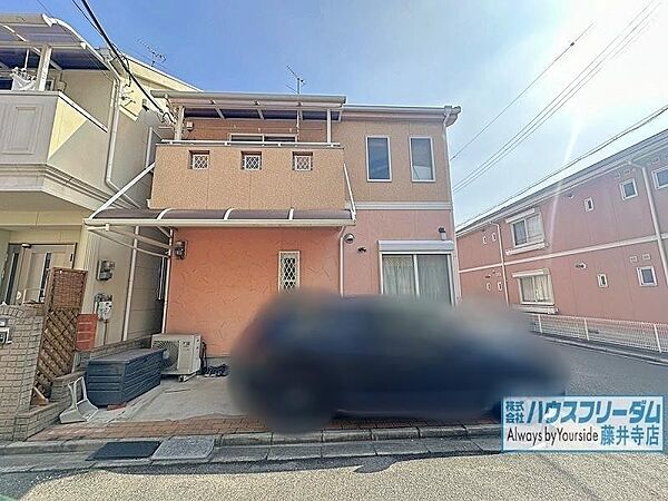 屋根裏収納もございます