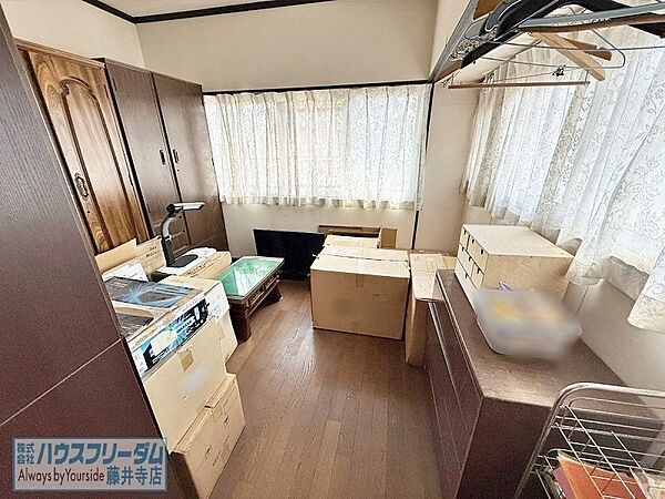 フローリングなのでお掃除がラクラク