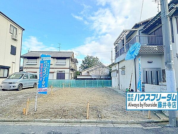 外観：327002206445