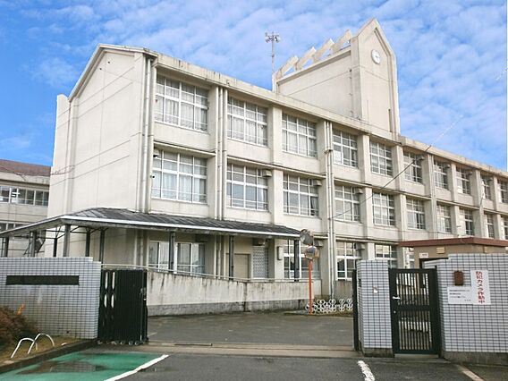 羽曳野市立西浦...