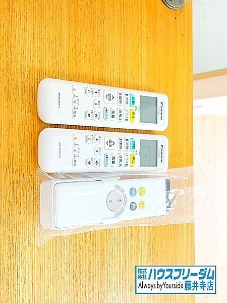エアコンのリモコン等