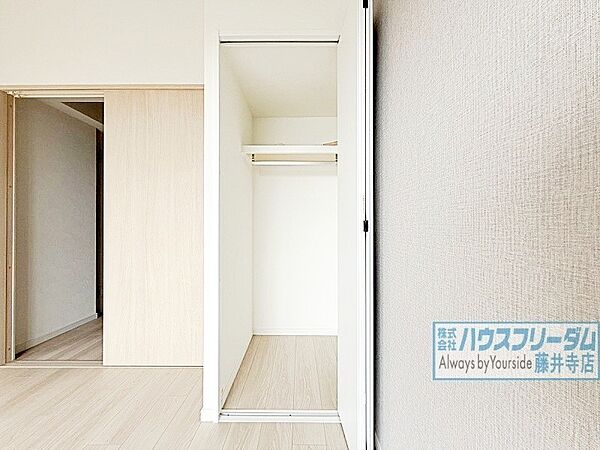 普段使わない物もスッキリ収納できますね！