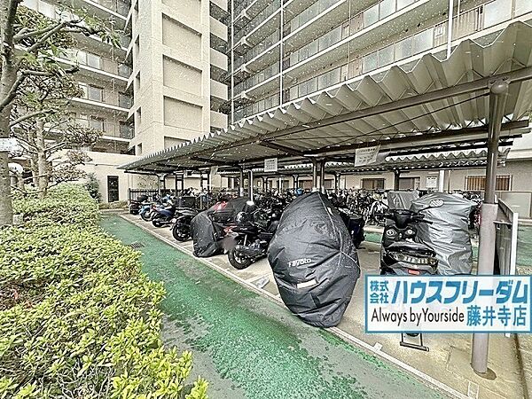 バイク置き場はこちら♪