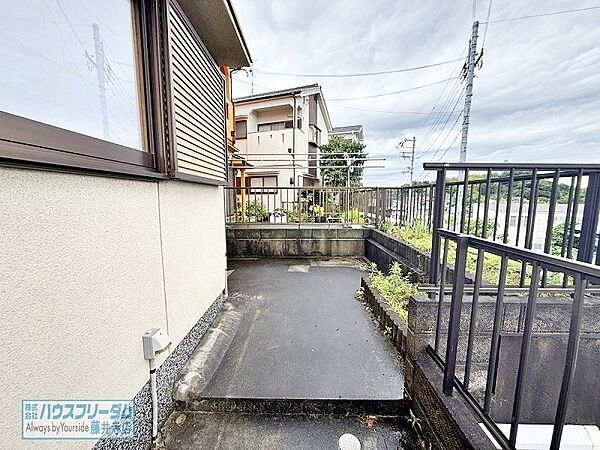 ベランダもございます
