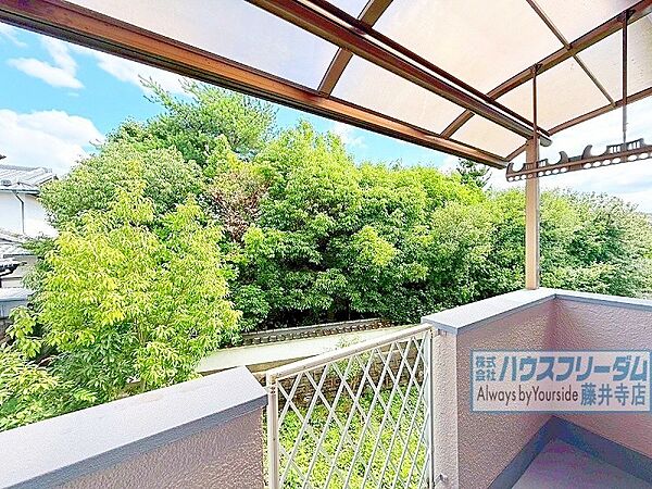 日当たりが良く、たっぷり洗濯物を干せます！