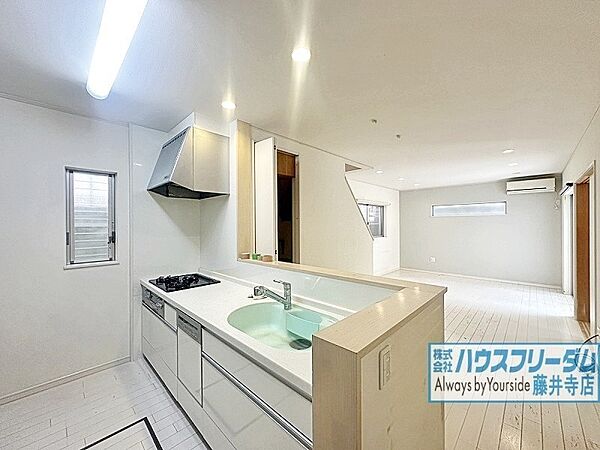 対面式キッチン採用