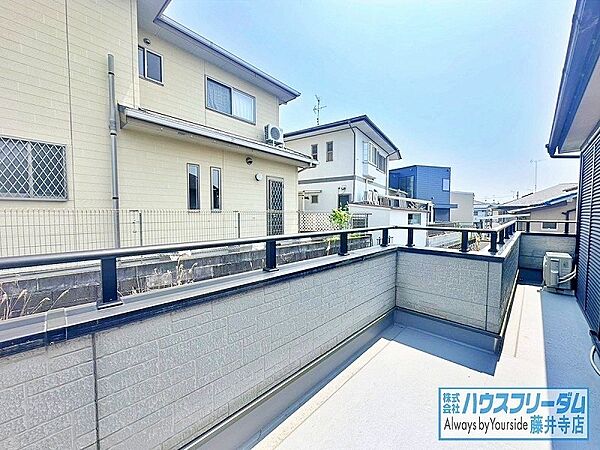 日当たりの良いバルコニー♪