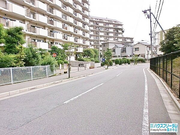前面道路はこちら♪