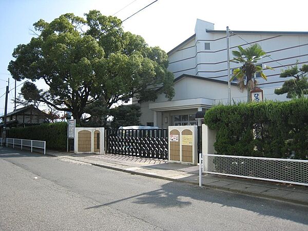 羽曳野市立西浦小学校