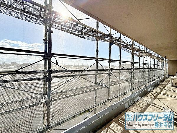 日当たりの良いバルコニー