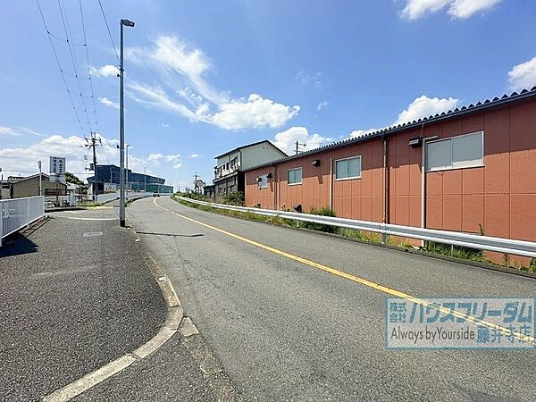 近鉄大阪線「安堂」駅徒歩4分です♪