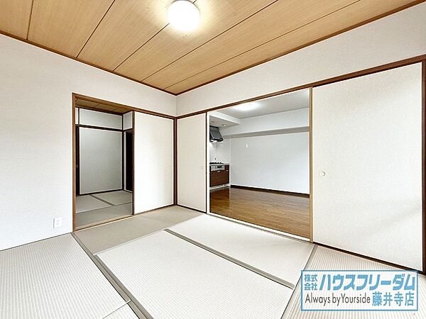 リビングと和室が隣接しています！