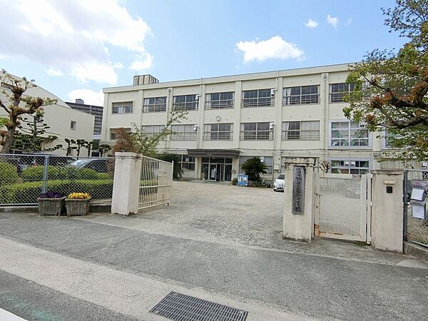 富田林市立第二中学校