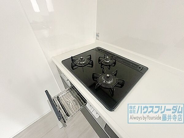 3口コンロですので便利ですよ！