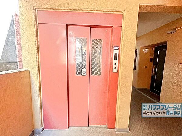 便利なエレベーターもございます！