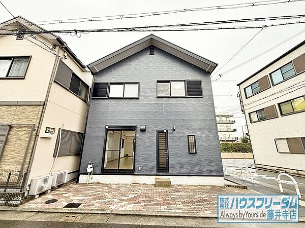 スタイリッシュでオシャレな外観
