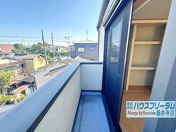 日当たりの良いバルコニー